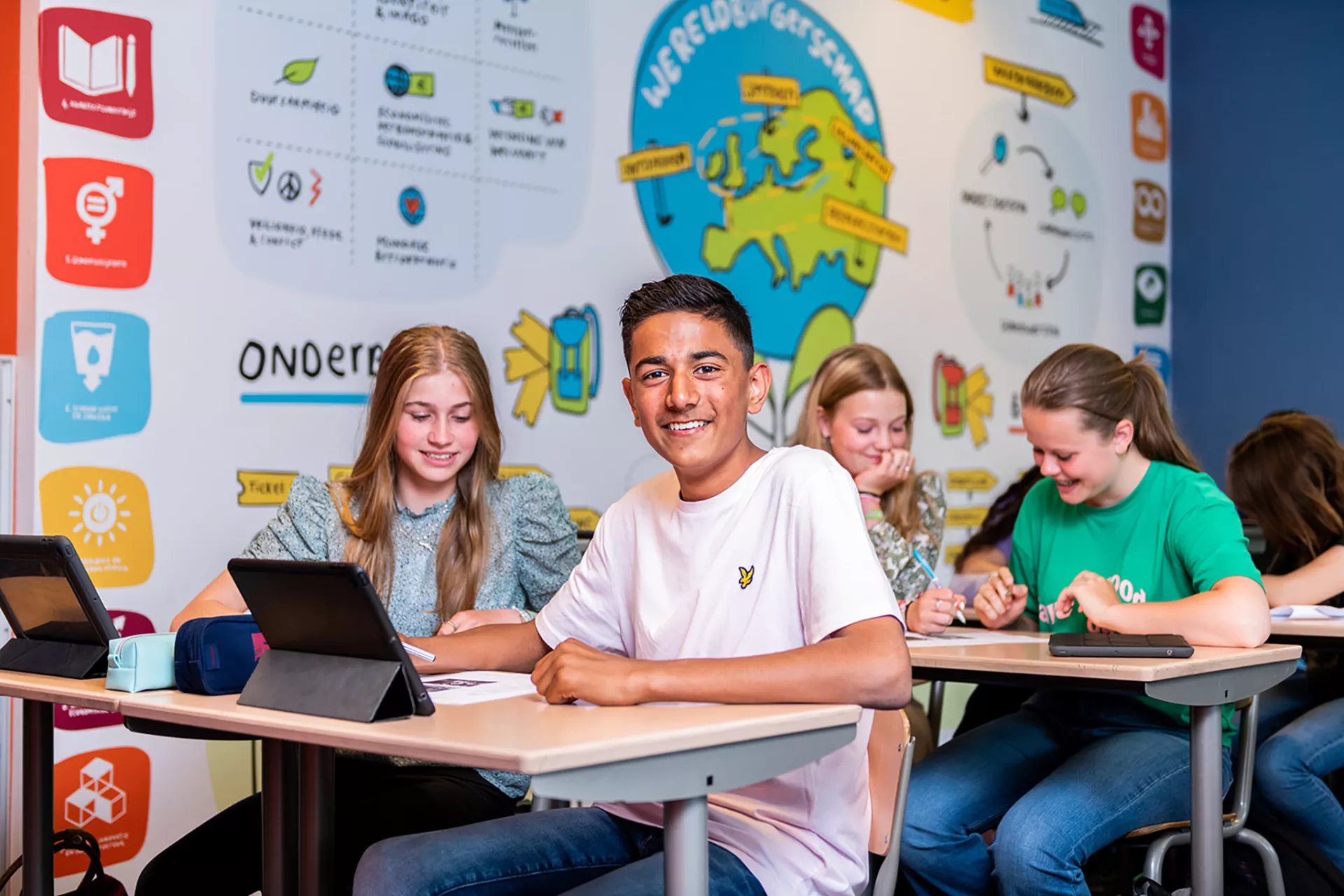 leerlingen van Revius Lyceum in de klas