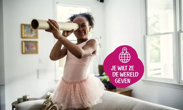 Leerling ontdekt de wereld door een kijker