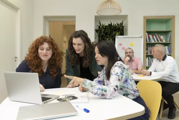 taaldocenten werken samen