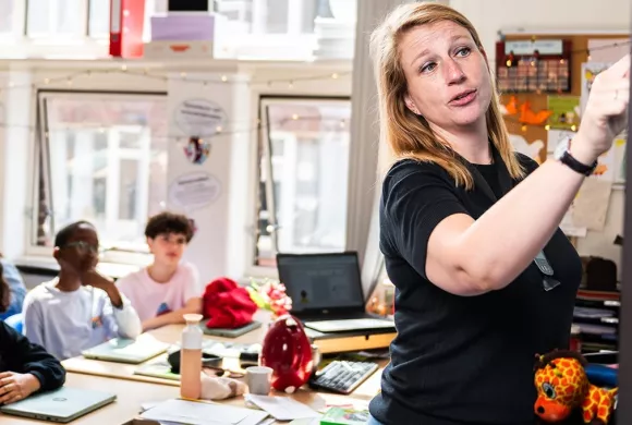 docent voor de klas in po