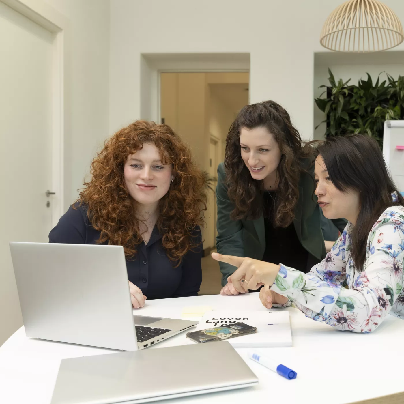taaldocenten werken samen