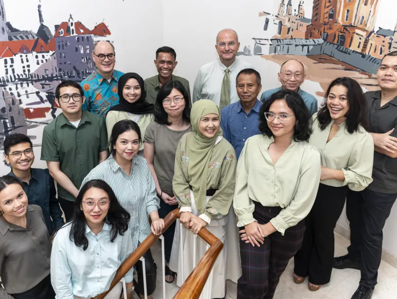 Teamfoto van medewerkers Nuffic Southeast Asia