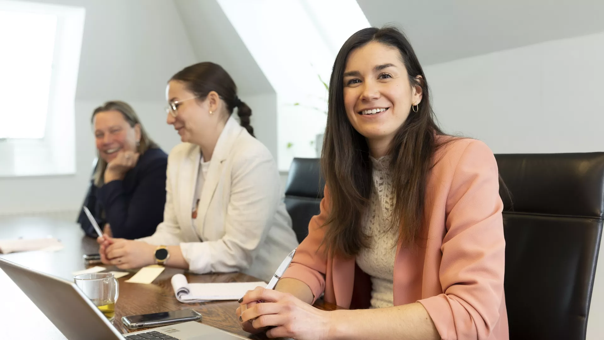 Nuffic'ers in werk- en overlegsituaties